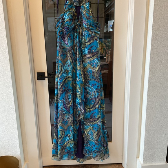 Cachet Dresses & Skirts - Cachet Beaded Collar Dress Size 16